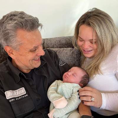 Frank Paytas with his daughter and granddaughter. 
